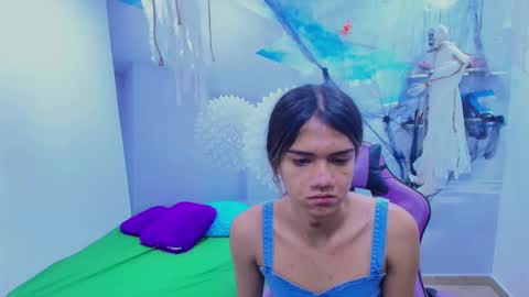 DEMI online show from November 3, 2025, 1:34 pm