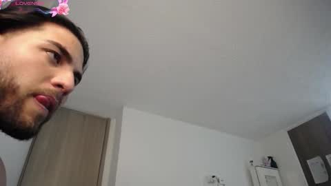 demian_rush86 online show from September 25, 2025, 4:38 am