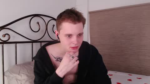 Snapshot of demianenglen chatting on August 7, 2026, 8:33 pm demianenglen online show from August 7, 2026, 8:33 pm