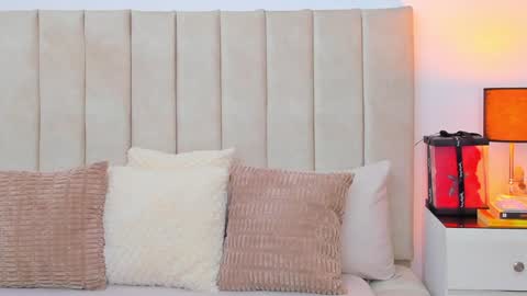 Snapshot of demyrose chatting on January 14, 2025, 5:51 am DEMY online show from January 14, 2025, 5:51 am