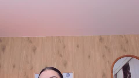 Snapshot of demyrose chatting on October 5, 2025, 11:02 pm DEMY online show from October 5, 2025, 11:02 pm