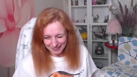 Snapshot of denhiey_here chatting on March 18, 2026, 7:28 pm denhiey online show from March 18, 2026, 7:28 pm