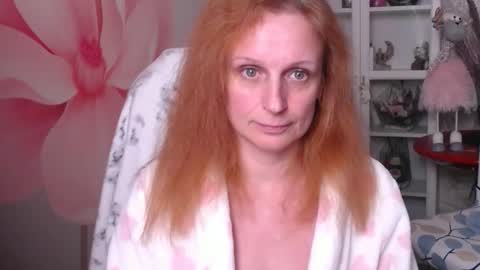Snapshot of denhiey_here chatting on April 3, 2026, 5:44 pm denhiey online show from April 3, 2026, 5:44 pm