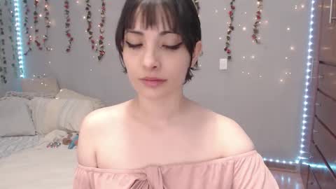 Snapshot of deni_bloom chatting on January 31, 2025, 4:58 am Denisse schedule Monday to Friday 1300-1900 mexican time Saturday-maybe it could be a surprise IDEPENDENT MODEL online show from January 31, 2025, 4:58 am