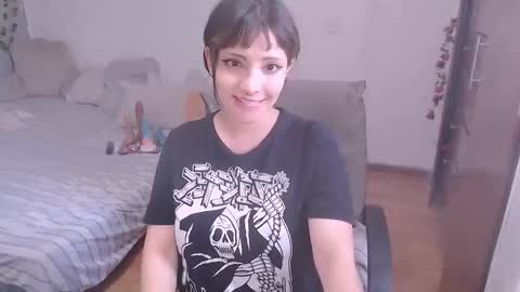 Snapshot of deni_bloom chatting on May 7, 2026, 12:38 am Denisse schedule Monday to Friday 1300-1900 mexican time Saturday-maybe it could be a surprise IDEPENDENT MODEL online show from May 7, 2026, 12:38 am