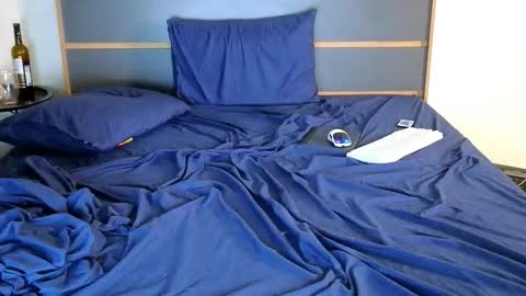 Denis online show from September 17, 2025, 12:34 am