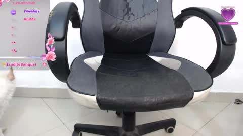 Snapshot of denis_sweet_ chatting on October 2, 2025, 12:39 am denis online show from October 2, 2025, 12:39 am