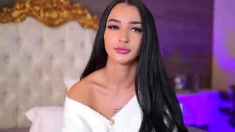 denisedevilles online show from February 11, 2025, 11:32 am