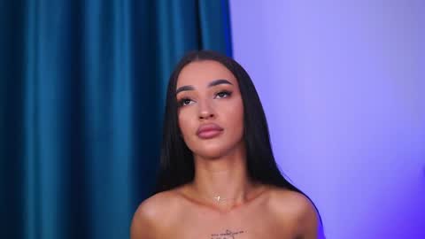 denisedevilles online show from May 14, 2026, 8:48 pm