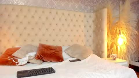 denisewasley online show from July 26, 2026, 10:44 am