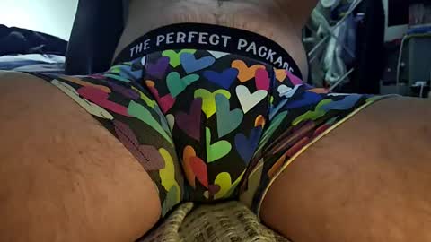 Snapshot of dennis210586 chatting on November 12, 2025, 7:13 pm dennis210586 online show from November 12, 2025, 7:13 pm