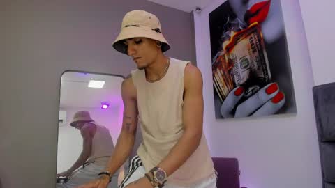 Dennis Kinsey online show from April 8, 2026, 7:25 pm