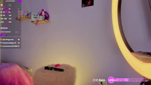 Snapshot of dennisbonnet_ chatting on January 22, 2025, 8:18 am Dennis Bonnet - Follow me online show from January 22, 2025, 8:18 am