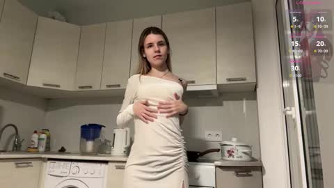 Denni online show from December 14, 2025, 4:56 pm