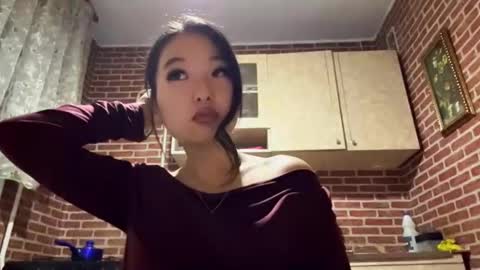 Emma online show from November 19, 2025, 1:11 pm