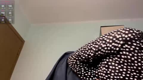 Snapshot of deonnahobb chatting on May 11, 2026, 4:04 pm Luna online show from May 11, 2026, 4:04 pm