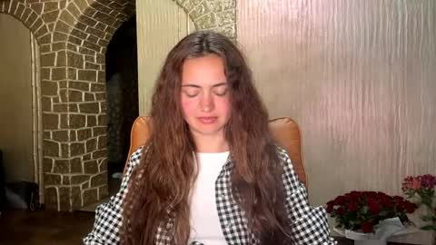 Eva online show from May 31, 2026, 7:48 pm