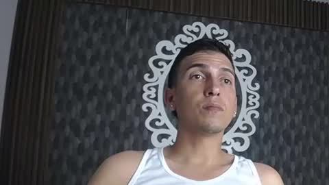 Dereck online show from June 14, 2026, 3:08 am