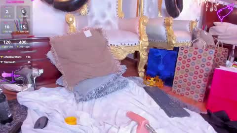 Snapshot of dereckandjake chatting on February 15, 2025, 3:50 pm Dereck and Jake online show from February 15, 2025, 3:50 pm