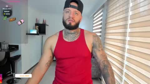 Snapshot of dereckgreen chatting on February 4, 2026, 8:47 pm dereckgreen online show from February 4, 2026, 8:47 pm