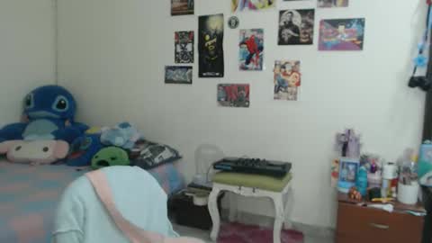 derek_44 online show from February 13, 2026, 12:17 am