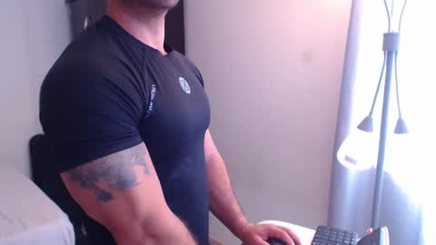 Snapshot of derek_group chatting on December 15, 2024, 4:26 pm Derek online show from December 15, 2024, 4:26 pm