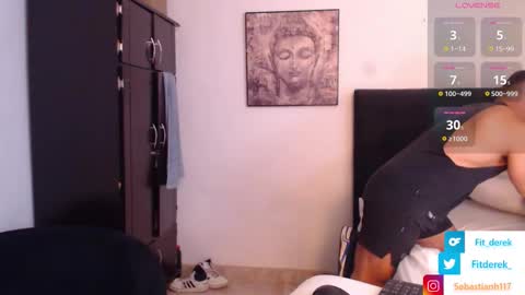 Snapshot of derek_group chatting on December 1, 2025, 1:16 pm Derek online show from December 1, 2025, 1:16 pm