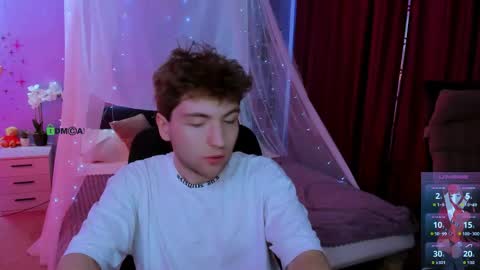 Snapshot of derek_hawk_ chatting on March 23, 2026, 9:46 am derek_hawk_ online show from March 23, 2026, 9:46 am