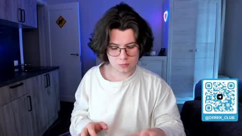 Snapshot of derek_shameless chatting on May 11, 2026, 9:15 am Derek online show from May 11, 2026, 9:15 am