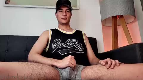 Snapshot of derek_stud_ chatting on March 6, 2025, 5:43 pm Derek independent model online show from March 6, 2025, 5:43 pm