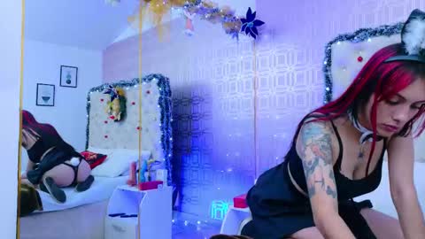 Derieri D online show from December 2, 2025, 6:47 pm