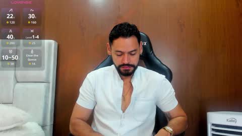 DerryBigger CM online show from October 5, 2025, 2:04 pm