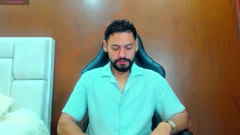 DerryBigger CM online show from November 23, 2025, 2:17 pm