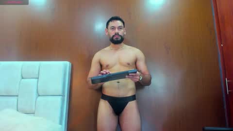 DerryBigger CM online show from December 19, 2025, 7:43 pm