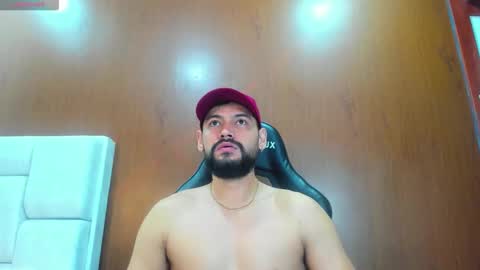 DerryBigger CM online show from March 10, 2026, 2:49 am