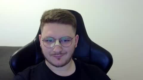 Snapshot of dervechi chatting on December 2, 2025, 2:23 pm dervechi online show from December 2, 2025, 2:23 pm