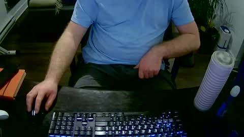 desdisdes online show from April 23, 2026, 12:34 am