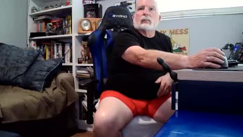Snapshot of desertknight56 chatting on April 23, 2026, 1:18 am D K online show from April 23, 2026, 1:18 am