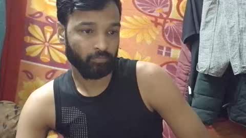 desi_boy799417 online show from January 15, 2026, 7:57 am