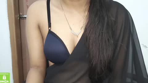 Snapshot of desicoupleshow chatting on February 2, 2025, 1:12 am Eva and Adam online show from February 2, 2025, 1:12 am