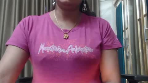 Snapshot of desimaisa130 chatting on January 10, 2025, 8:51 am Maisa online show from January 10, 2025, 8:51 am