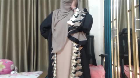 Snapshot of desimaisa130 chatting on January 24, 2025, 10:30 pm Maisa online show from January 24, 2025, 10:30 pm