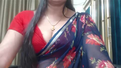 Snapshot of desimaisa130 chatting on February 11, 2025, 5:07 pm Maisa online show from February 11, 2025, 5:07 pm