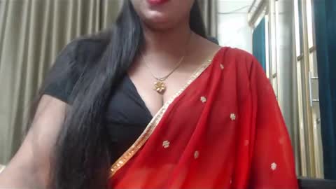 Snapshot of desimaisa130 chatting on February 22, 2025, 4:40 pm Maisa online show from February 22, 2025, 4:40 pm