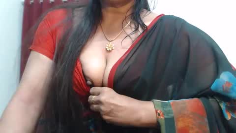 Snapshot of desimaisa130 chatting on September 13, 2025, 4:07 pm Maisa online show from September 13, 2025, 4:07 pm