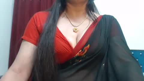 Snapshot of desimaisa130 chatting on September 28, 2025, 6:02 pm Maisa online show from September 28, 2025, 6:02 pm