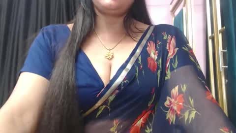 Snapshot of desimaisa130 chatting on October 13, 2025, 4:40 pm Maisa online show from October 13, 2025, 4:40 pm