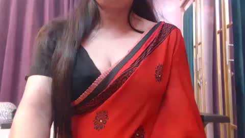 Snapshot of desimaisa130 chatting on December 21, 2025, 4:14 pm Maisa online show from December 21, 2025, 4:14 pm