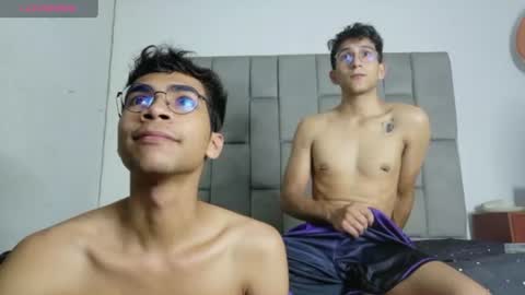 Snapshot of desire4duo chatting on July 1, 2026, 9:33 am desire4duo online show from July 1, 2026, 9:33 am