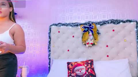 Sara Desire online show from December 4, 2025, 12:25 pm